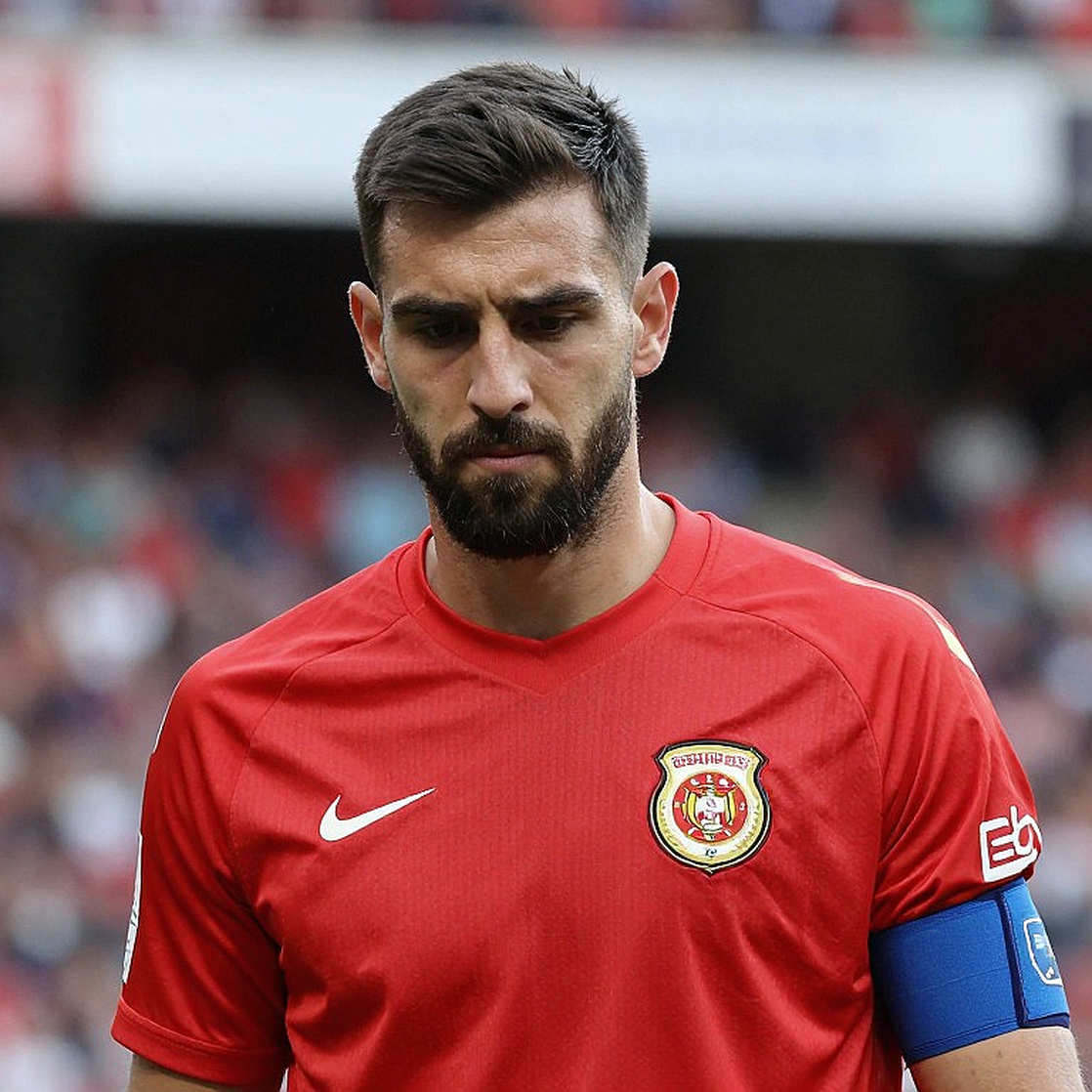 PSV thay máu đội hình đón Xpác-ta Rốt-téc-đam: Cô-va trấn khung thành, Mau-rô Giu-ni-ô mãn hạn treo giò